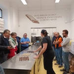 CoopReno in visita a Piazza dei Mestieri per scoprire l'arte del cioccolato
