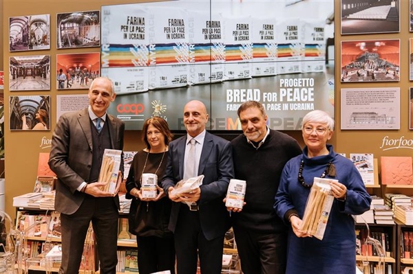 "Bread for Peace": il progetto di Nova Coop e Pausa Caffè a sostegno dei piccoli agricoltori ucraini