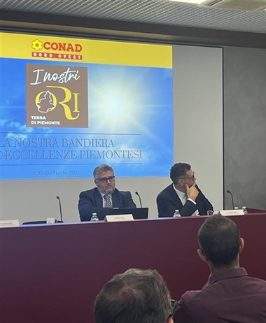 Conad Nord Ovest rafforza la leva del localismo: presentati i prodotti...