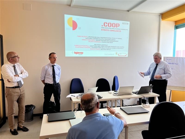 .Coop, si è concluso il percorso formativo per le micro e piccole cooperative