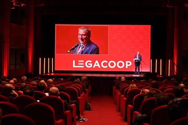 Conclusa la conferenza programmatica di Legacoop: rappresentanza, innovazione, inclusione, formazione al centro dell’agenda per il futuro