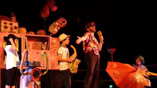 Compagnia Il Melarancio/Officina residenza teatrale inaugura “Incanti in città” 2024!