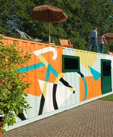 La Cascina, un container dipinto dagli studenti diventa sede della...