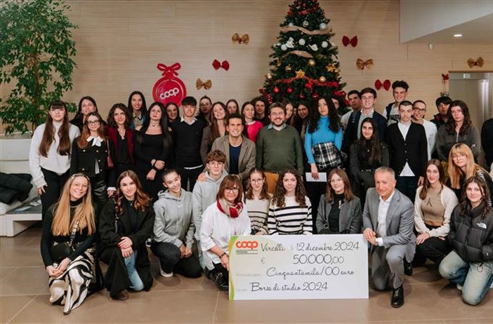 Novacoop premia l'eccellenza, 110 borse di studio ai figli di dipendenti