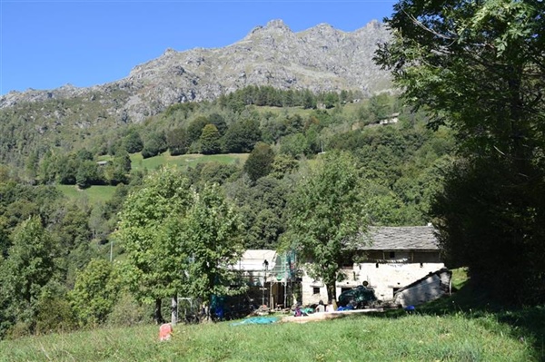 Terra di casa ristruttura Cascina Vanej grazie ai fondi di Next Generation EU