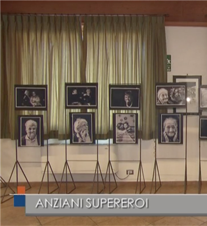 Gli ospiti della Rsa Galambra diventano supereroi in una mostra fotografica