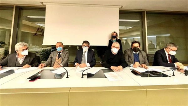 Edilizia, siglato nuovo contratto tra Associazioni datoriali e sindacati